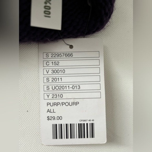 Urban Outfitters Cooperative Grape Beanie - Picture 5 of 8